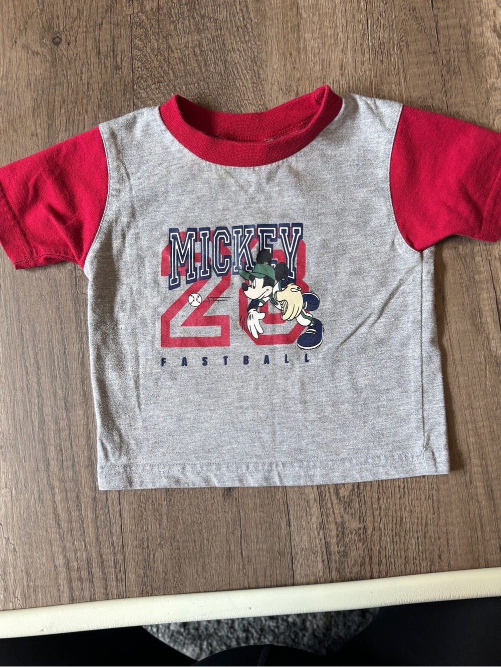 Vintage 2000s Y2K Disney Mickey Mouse Baseball T-shirt Shirt Top Sports 12M